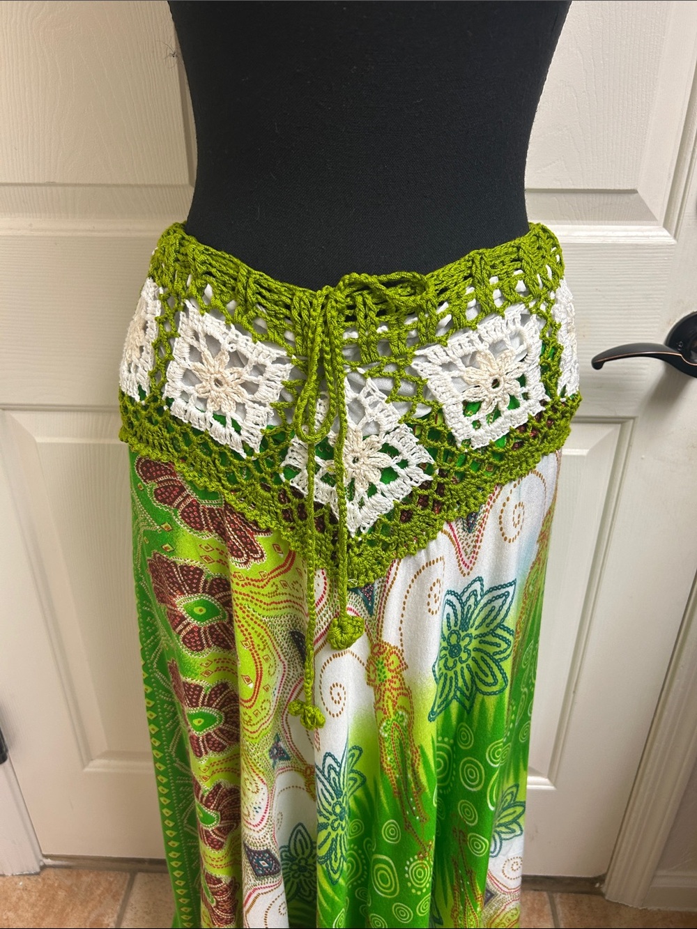 AREEWAN SHOP Green Crochet Waist Boho Maxi Skirt, Medium, 100% Cottons - Picture 2 of 9